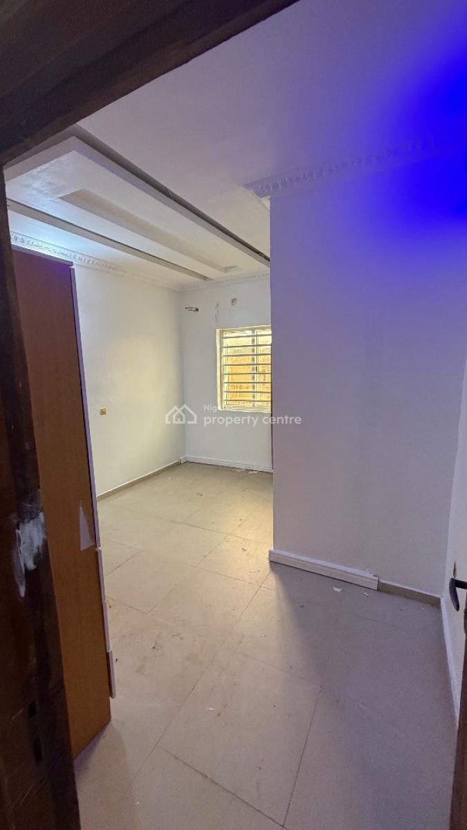 Lovely 2 Bedroom, Ologolo, Lekki, Lagos, Flat / Apartment for Rent