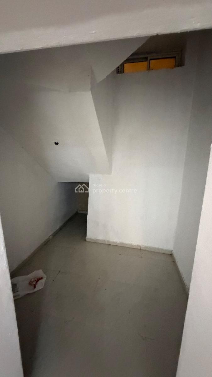Lovely 2 Bedroom, Ologolo, Lekki, Lagos, Flat / Apartment for Rent