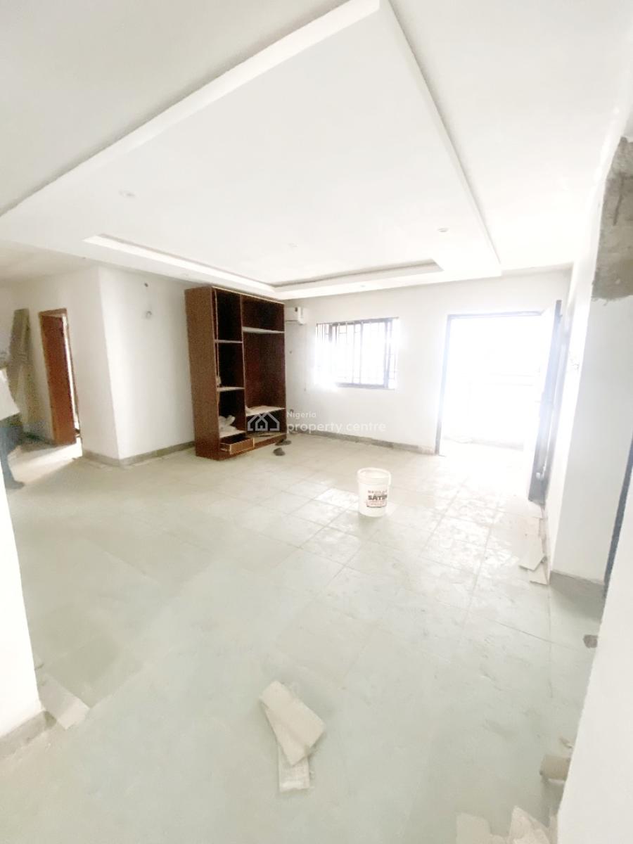 Renovated Luxury 3 Bedroom Flat, Gra Phase 2, Magodo, Lagos, Flat / Apartment for Rent