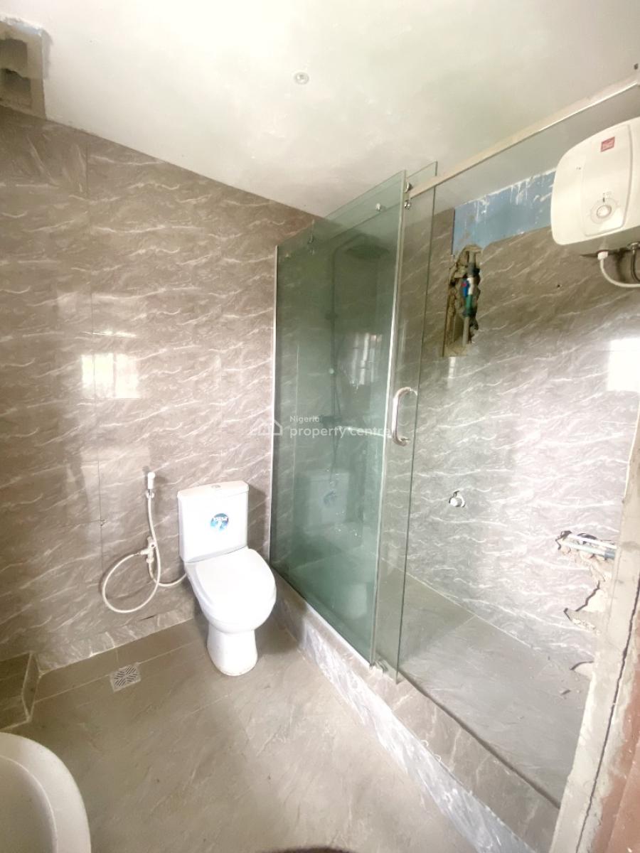 Renovated Luxury 3 Bedroom Flat, Gra Phase 2, Magodo, Lagos, Flat / Apartment for Rent