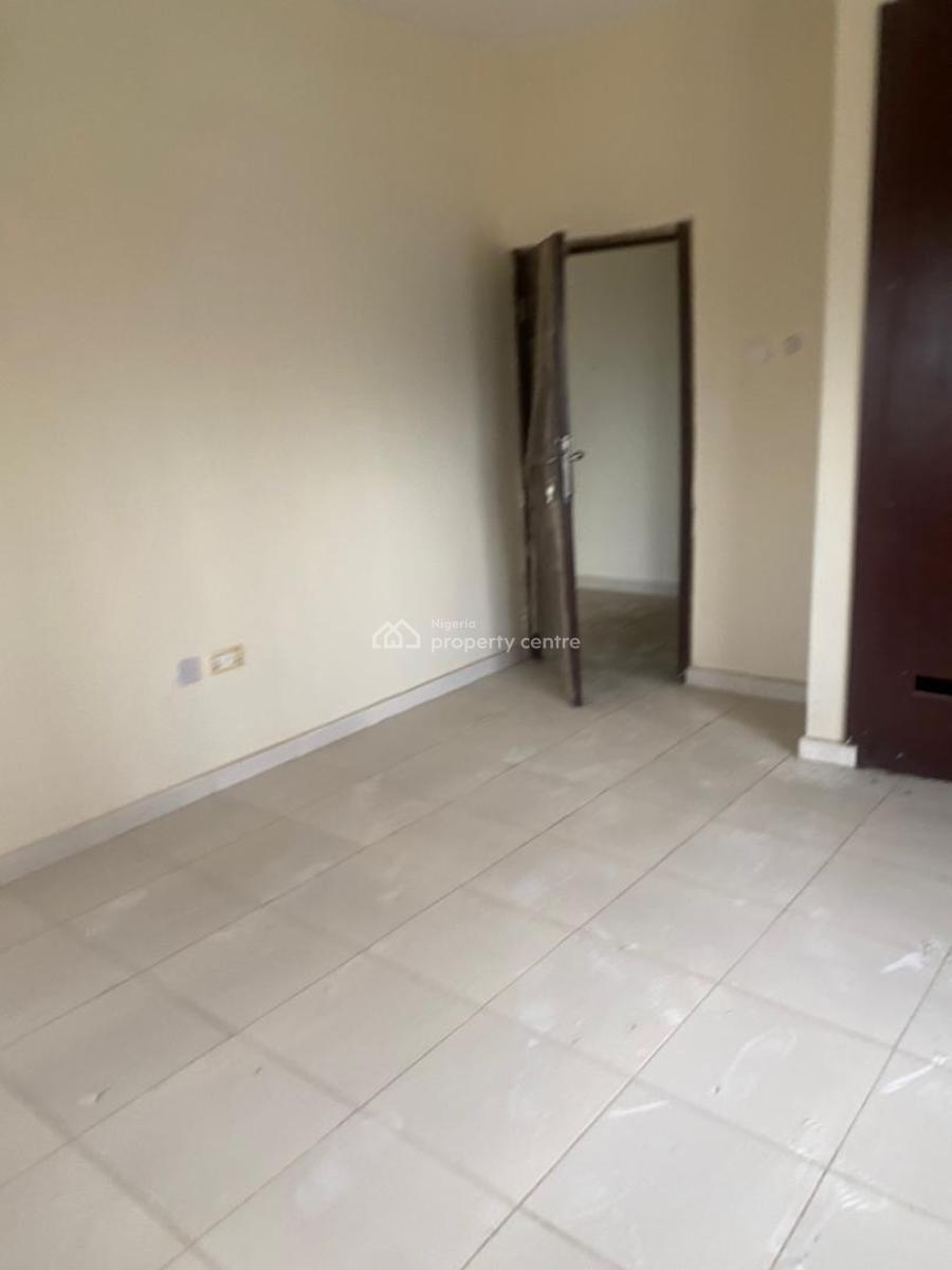 Very Spacious Mini Flat in a Secured Estate, Unilag Estate, Gra Phase 1, Magodo, Lagos, Mini Flat (room and Parlour) for Sale