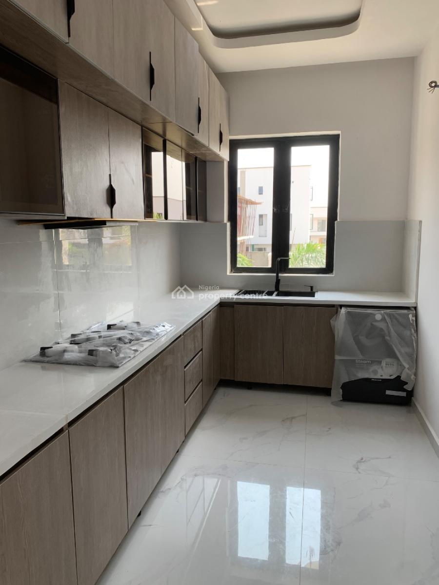 Luxury Two Bedroom Apartment, Lekki Phase 1, Lekki, Lagos, Flat / Apartment for Sale
