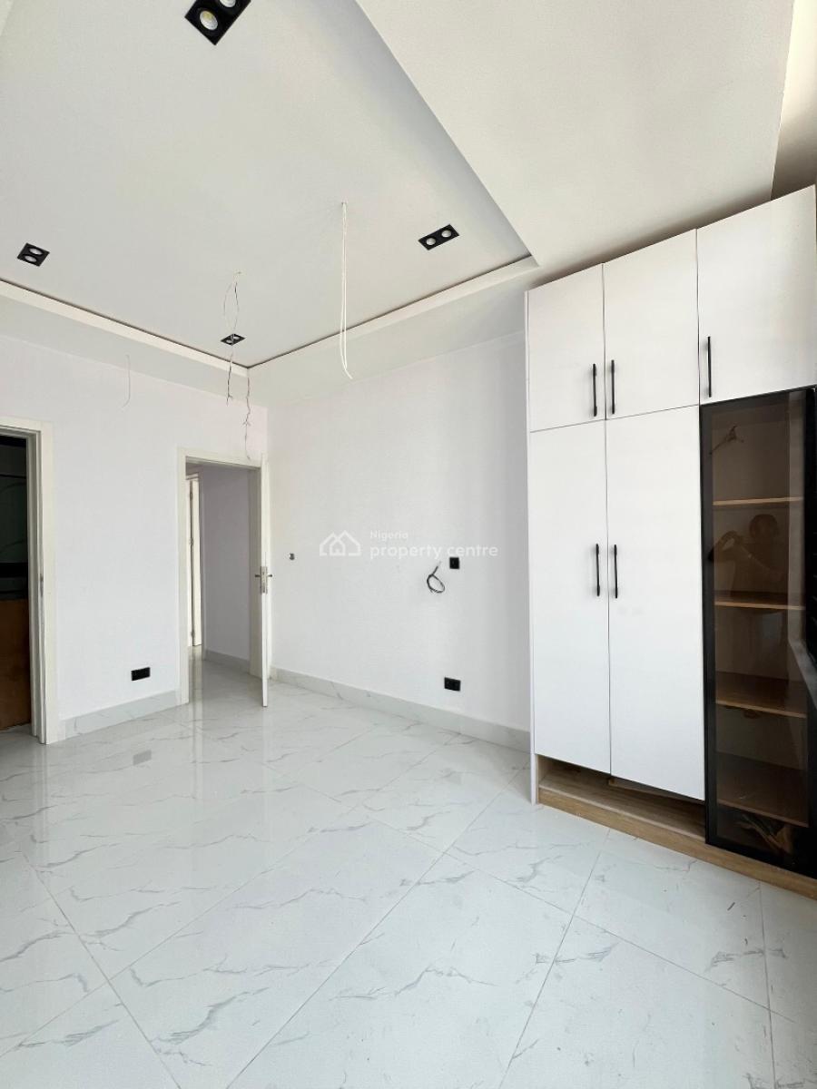 Newly Finished 2 Bedroom Apartment with Elevator Suitable for Investme, Lekki Phase 1, Lekki, Lagos, Flat / Apartment for Sale