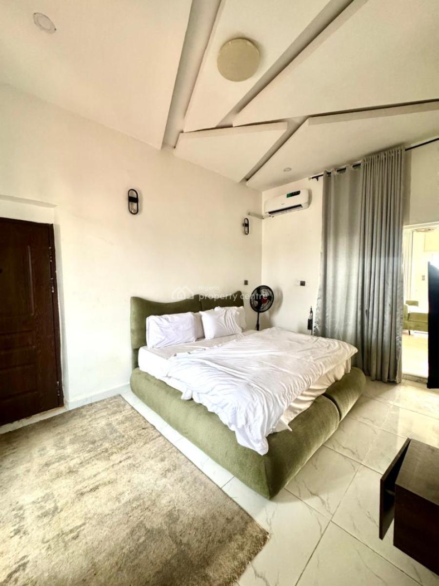 Luxuriously Furnished 1 Bedroom Apartment, Ologolo, Lekki, Lagos, Flat / Apartment for Sale