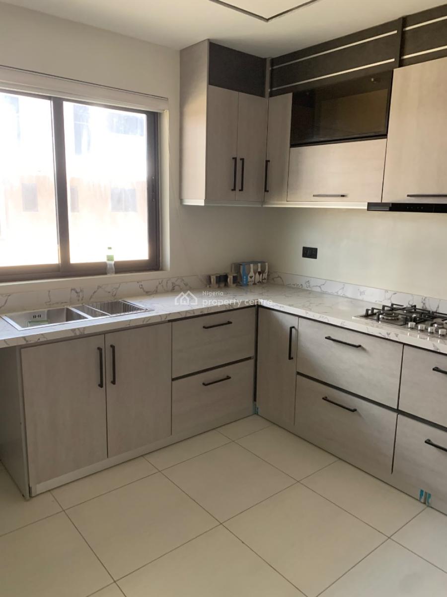 Four Bedroom Terraces, Lekki Phase 1, Lekki, Lagos, Terraced Duplex for Sale