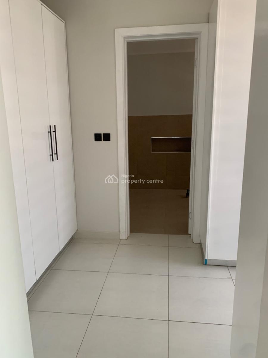 Four Bedroom Terraces, Lekki Phase 1, Lekki, Lagos, Terraced Duplex for Sale