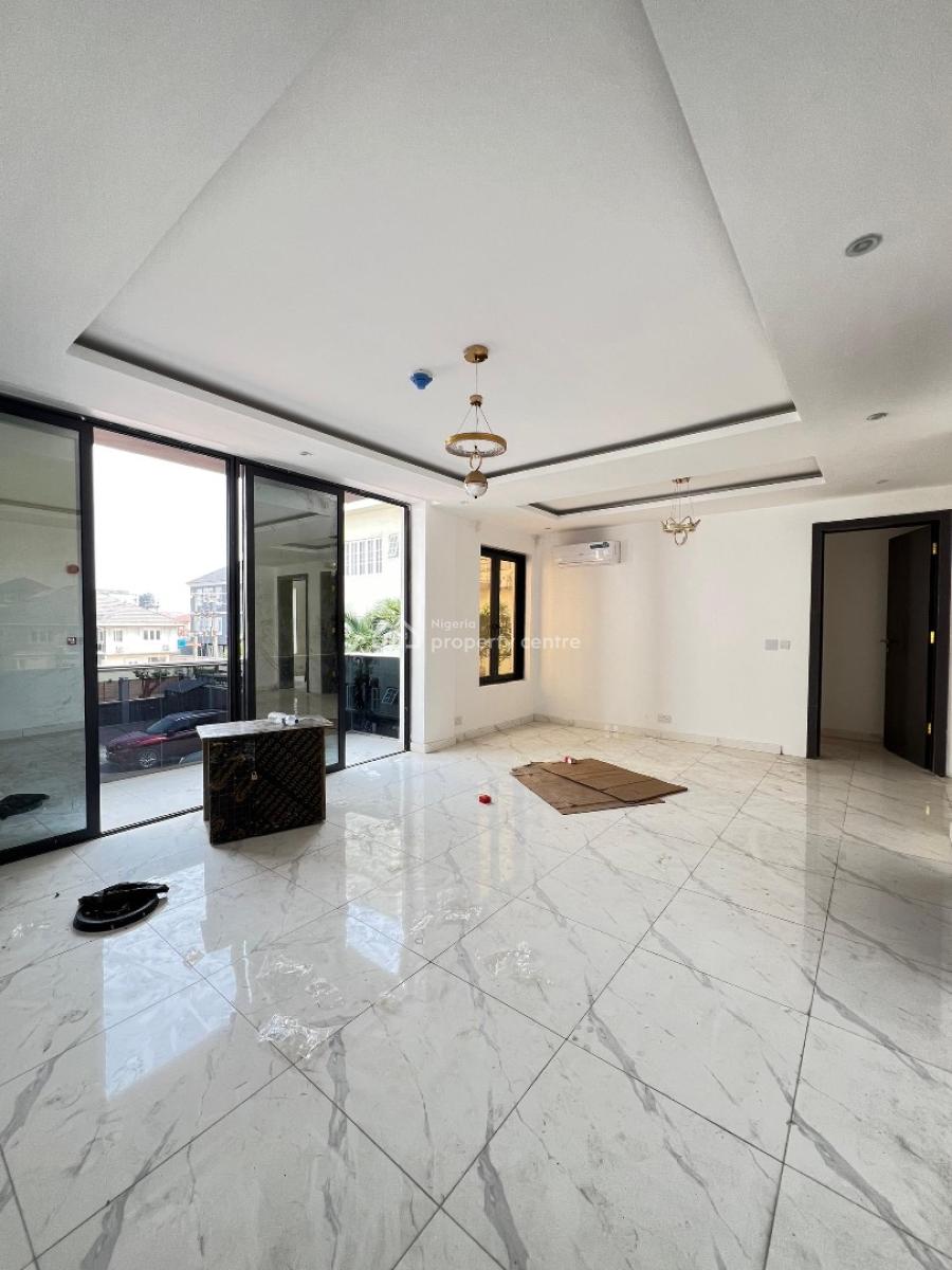 Beautiful 2bedroom Apartment, Lekki Phase 1, Lekki, Lagos, Flat / Apartment for Sale