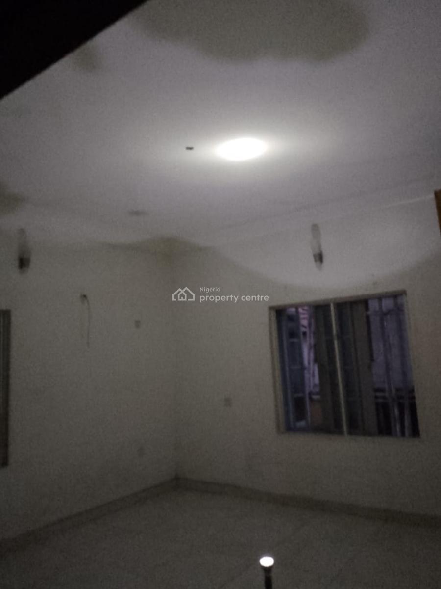 2 Bedrooms Apartment with Spacious Kitchen, Sangotedo, Ajah, Lagos, Flat / Apartment for Rent