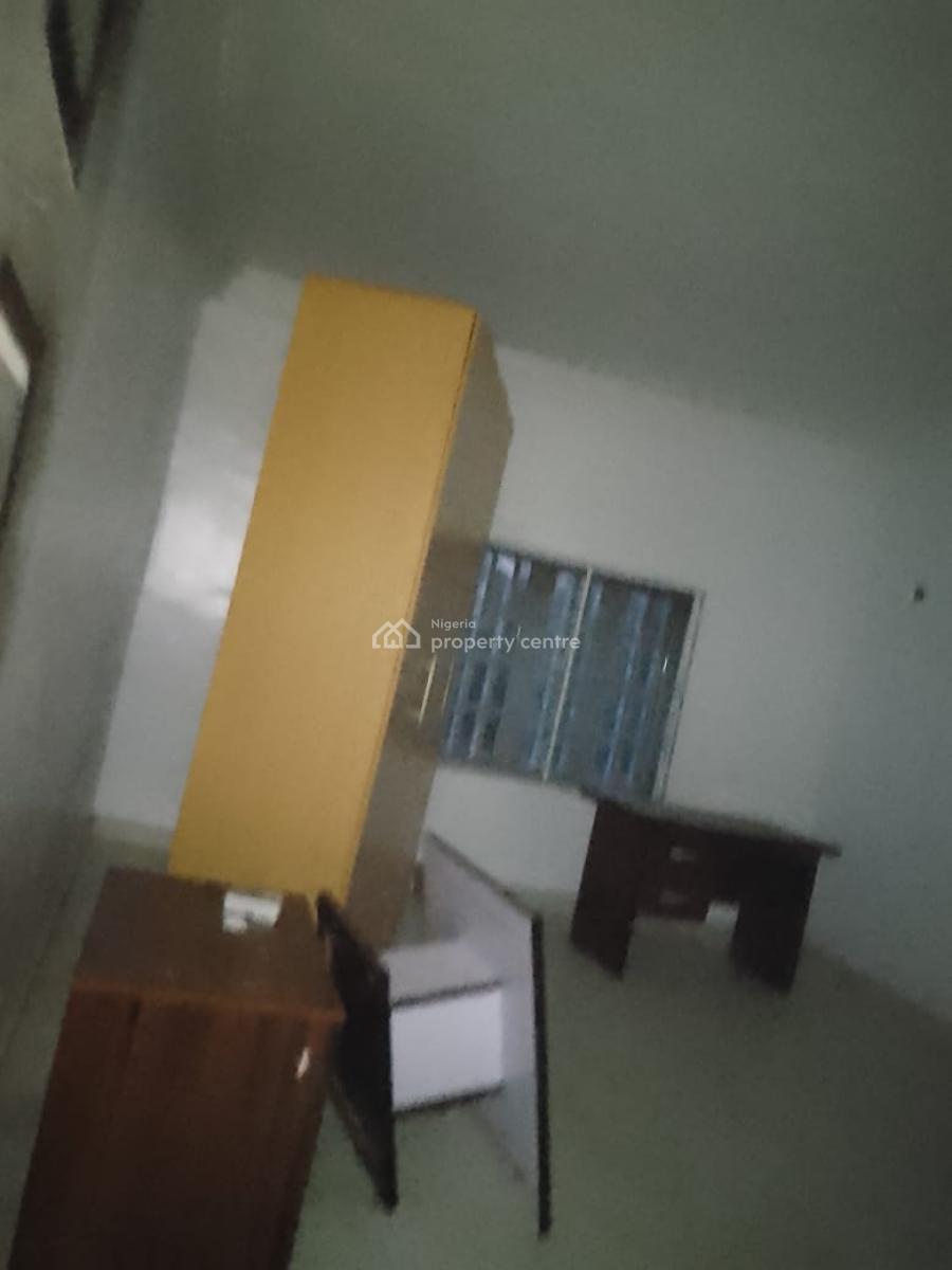 2 Bedrooms Apartment with Spacious Kitchen, Sangotedo, Ajah, Lagos, Flat / Apartment for Rent