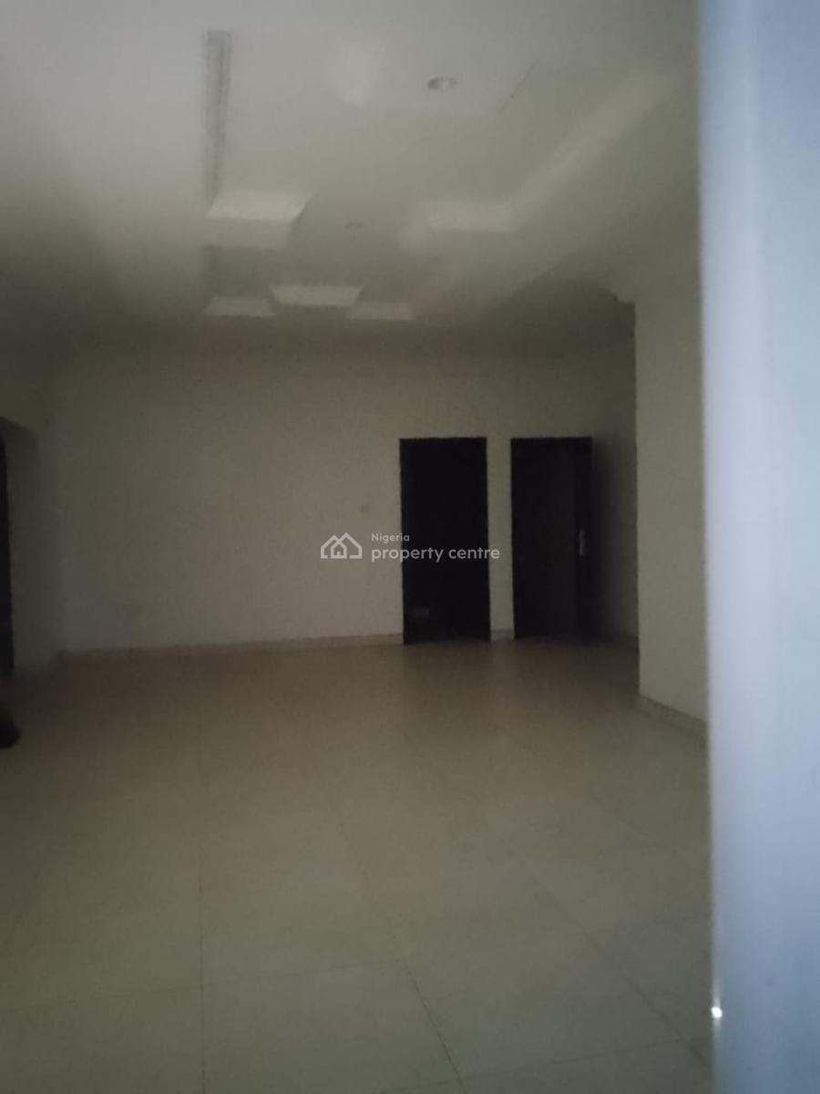 2 Bedrooms Apartment with Spacious Kitchen, Sangotedo, Ajah, Lagos, Flat / Apartment for Rent