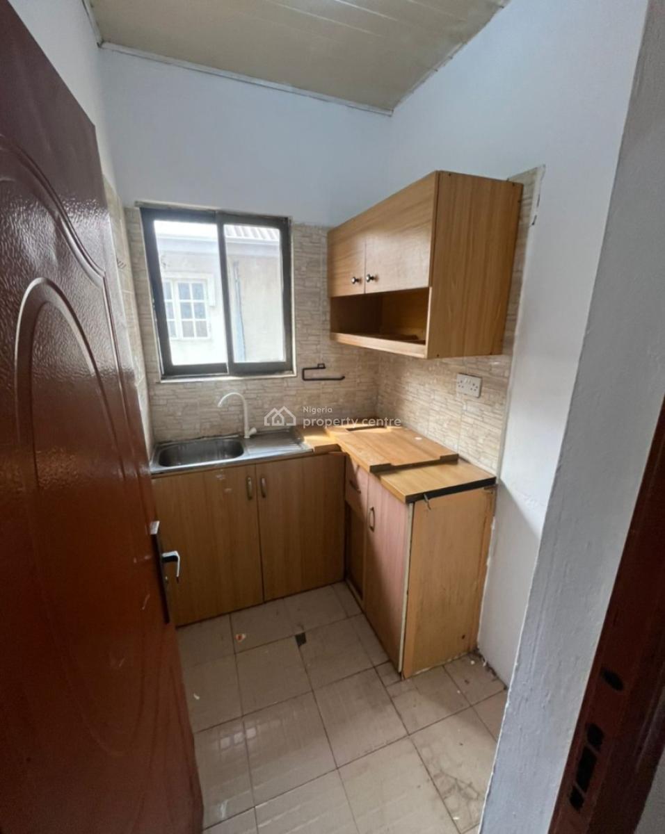 Luxury Mini Flat Lekki 1,upstairs, Lekki Phase 1, Lekki, Lagos, Mini Flat (room and Parlour) for Rent