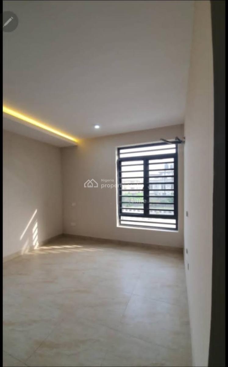 Fully Serviced 3-bedroom Flat with a Bq, Off Admiralty Way, Lekki Phase 1, Lekki, Lagos, Flat / Apartment for Rent