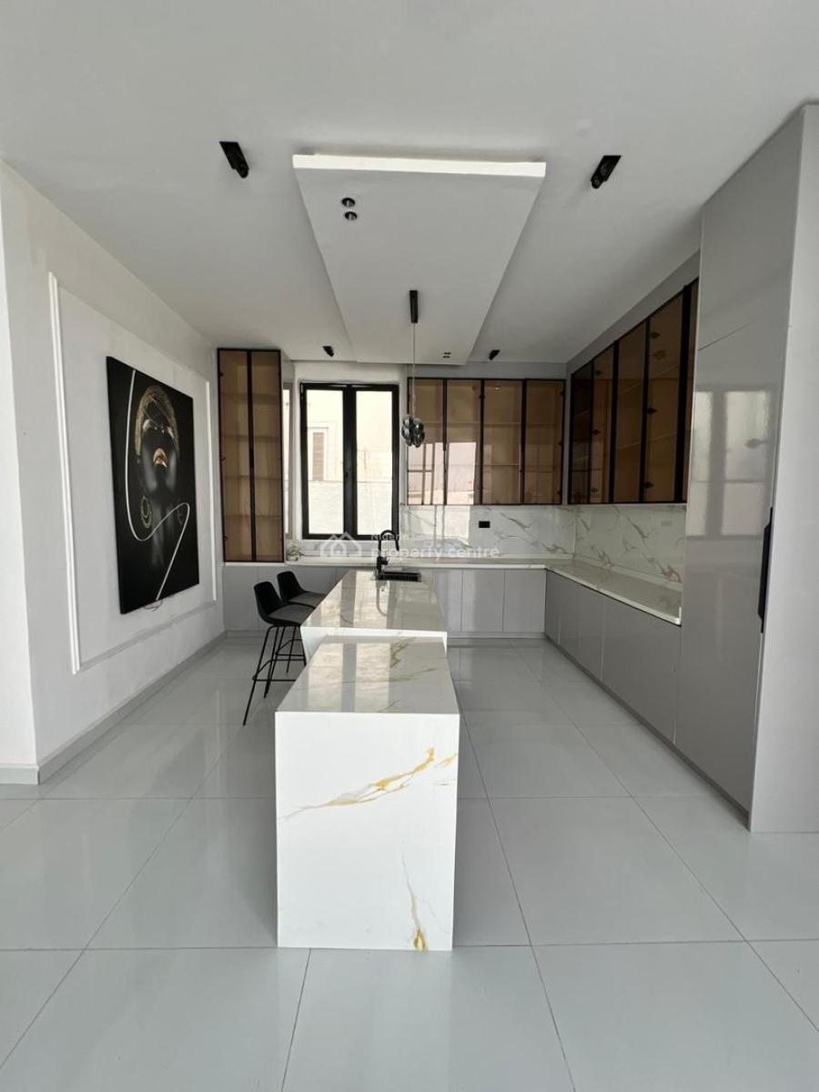 Luxury 5 Bed Duplex with 3 Bq, Swimming Pool & Rooftop, Chevron. Located in a Secure Estate, Lekki, Lagos, Detached Duplex for Sale