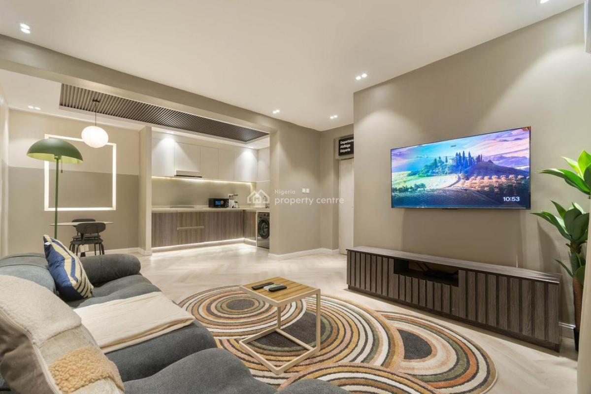 Luxury 1 Bedroom Apartment with Gym and Housekeeping, Lekki Phase 1, Lekki, Lagos, Flat / Apartment Short Let