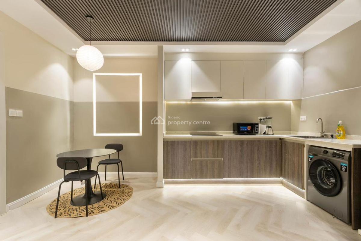 Luxury 1 Bedroom Apartment with Gym and Housekeeping, Lekki Phase 1, Lekki, Lagos, Flat / Apartment Short Let