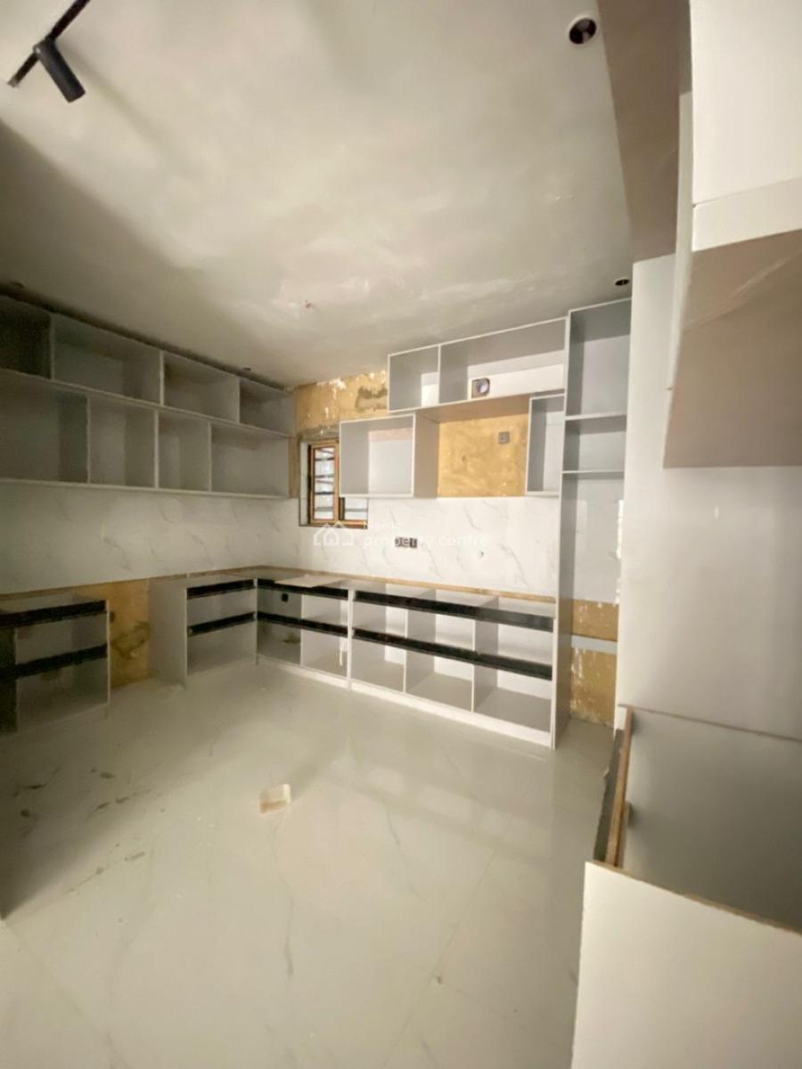 a Neat 2 Bedroom Apartment, Freedom Way, Lekki, Lagos, Flat / Apartment for Sale