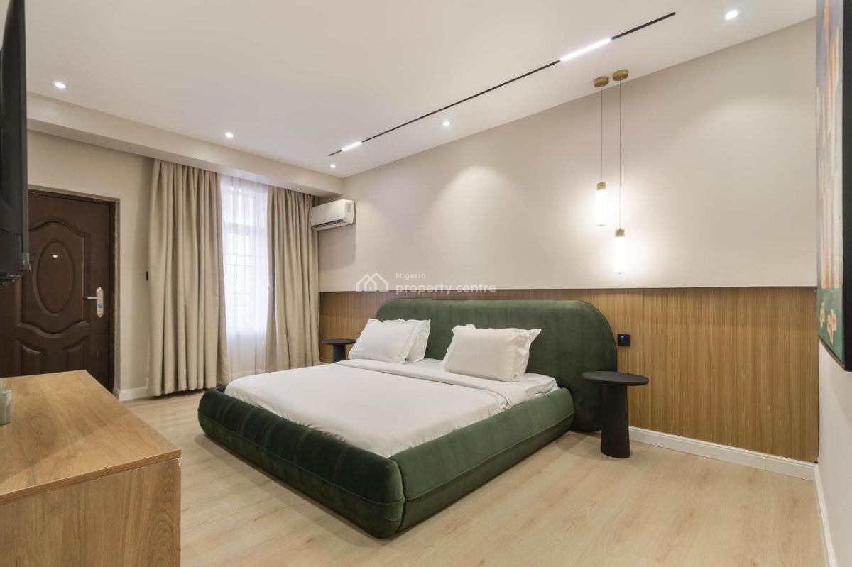 Luxury 2 Bedroom Apartment with Housekeeping and Gym, Lekki Phase 1, Lekki, Lagos, Flat / Apartment Short Let