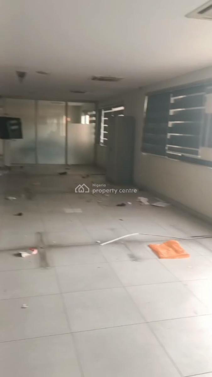 295sqmt Open Plan Space, Opebi, Ikeja, Lagos, Office Space for Rent