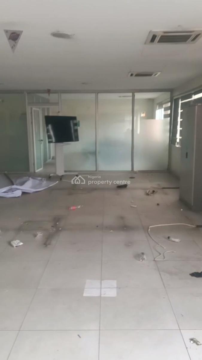 295sqmt Open Plan Space, Opebi, Ikeja, Lagos, Office Space for Rent