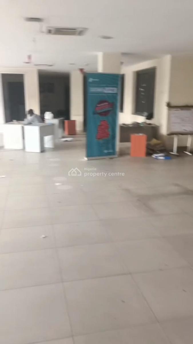 295sqmt Open Plan Space, Opebi, Ikeja, Lagos, Office Space for Rent