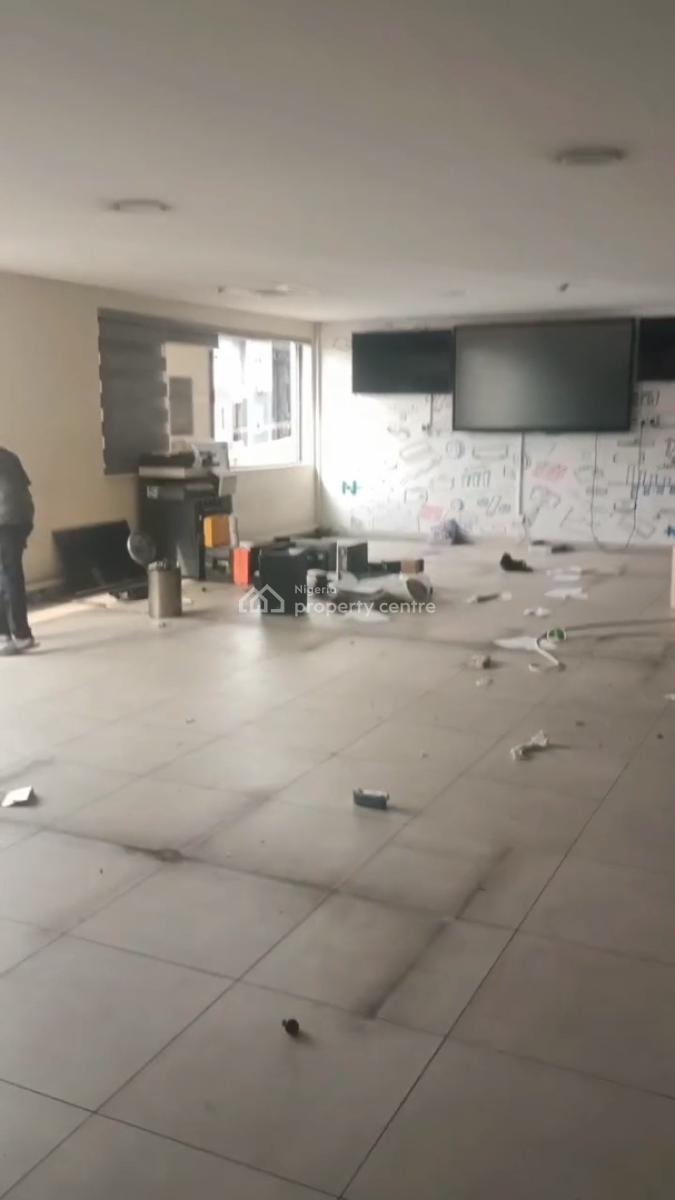 295sqmt Open Plan Space, Opebi, Ikeja, Lagos, Office Space for Rent