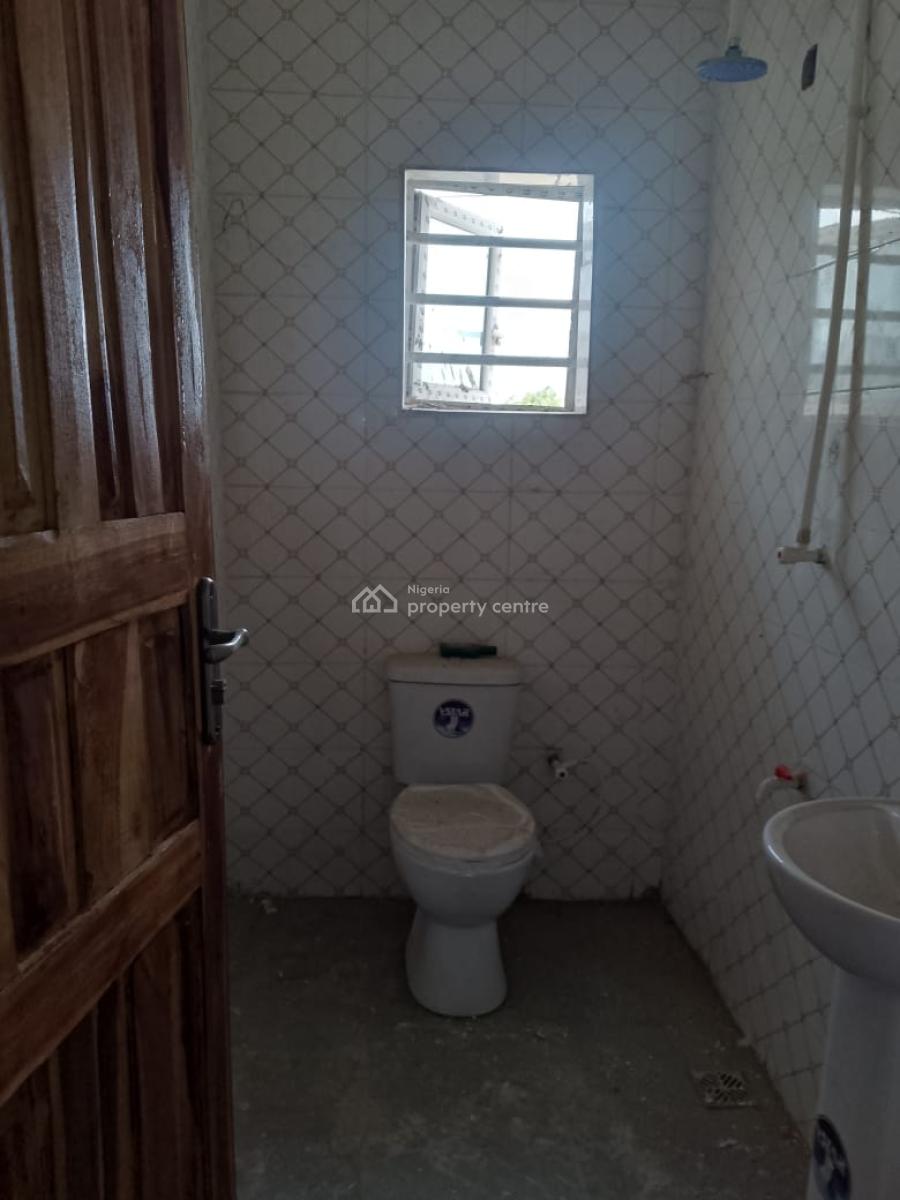 Brand New Luxurious 2 Bedroom Apartment, Topnotch Finishing, Imalete Alafia, Ibeju Lekki, Lagos, Flat / Apartment for Rent