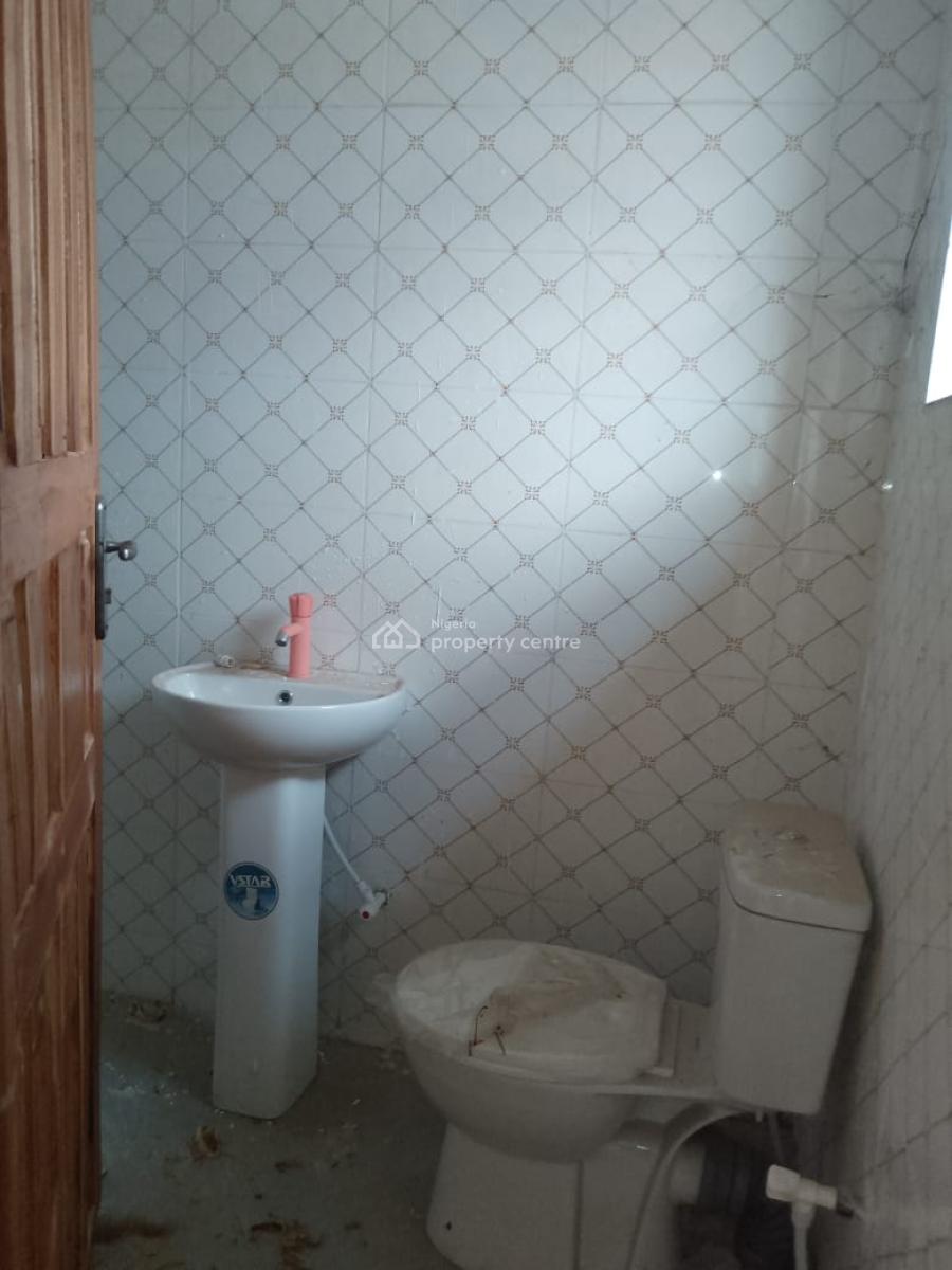 Brand New Luxurious 2 Bedroom Apartment, Topnotch Finishing, Imalete Alafia, Ibeju Lekki, Lagos, Flat / Apartment for Rent