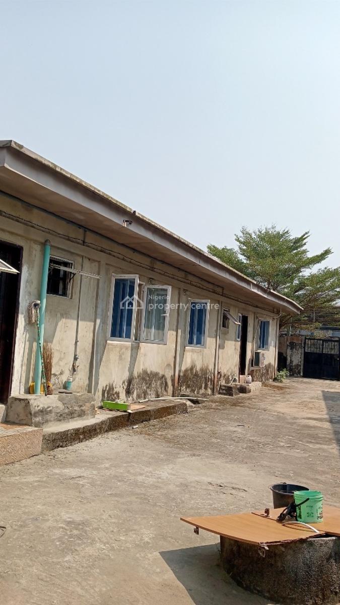 Well Maintained Luxury Room and Parlor Self Contain, By Cornoil Filling Station Opposite Access Bank, Bogije, Ibeju Lekki, Lagos, Mini Flat (room and Parlour) for Rent