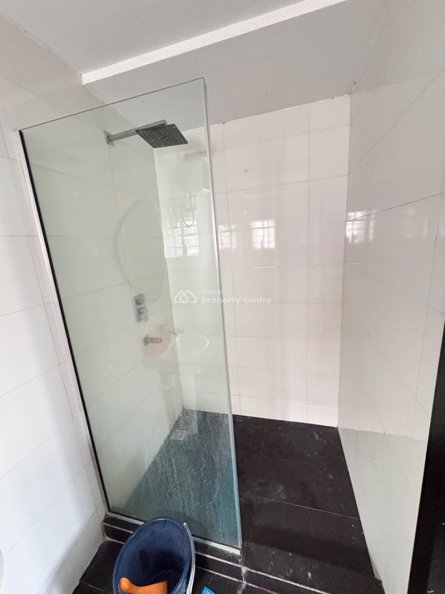 Unfurnished 1 Bedroom Mini Flat, Kenneth Agbakuru Street, Lekki Phase 1, Lekki, Lagos, Mini Flat (room and Parlour) for Rent