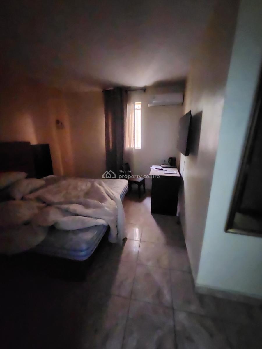 Nice  Fully Furnished 2 Bedroom Flat, By Arab, Utako, Abuja, Flat / Apartment for Rent