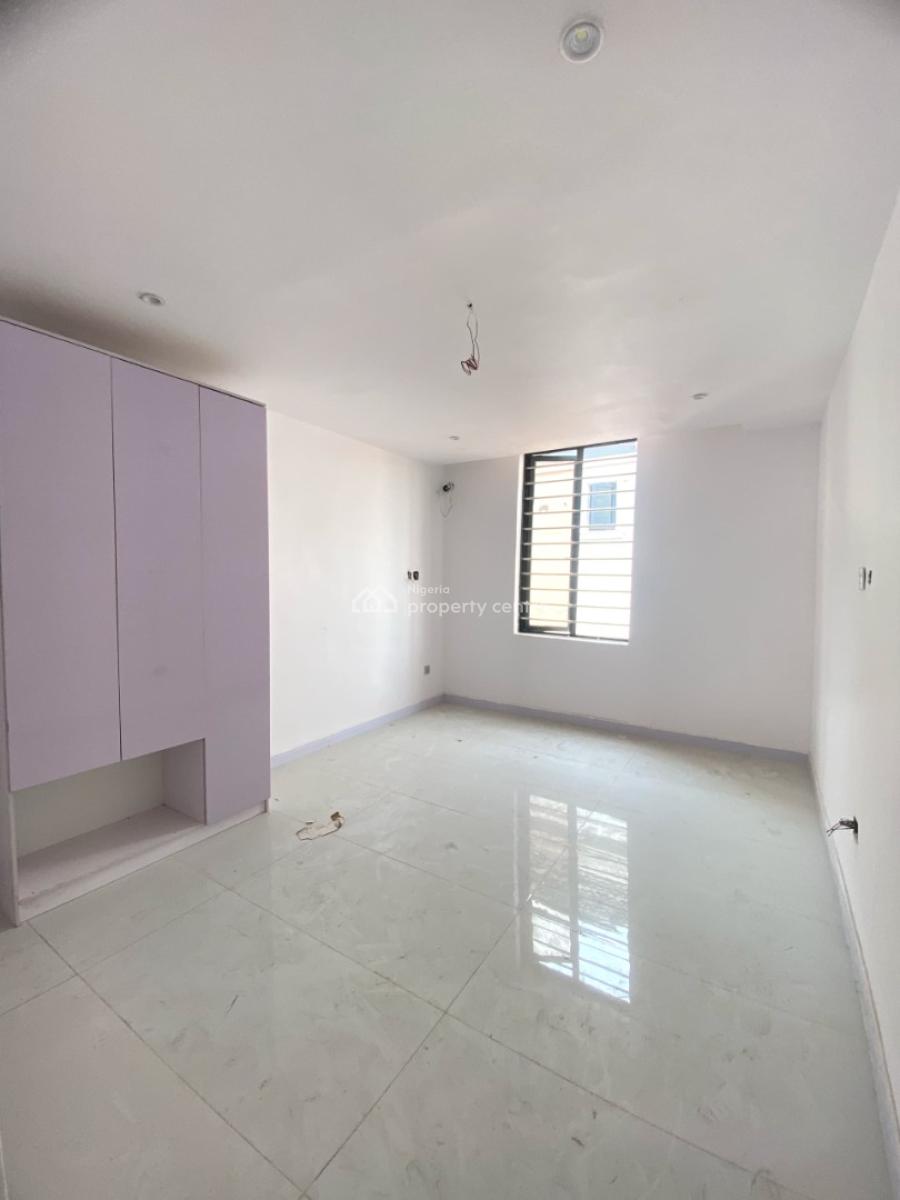 2 Bedroom Serviced Apartment with Swimming Pool, Ologolo, Lekki, Lagos, Flat / Apartment for Sale