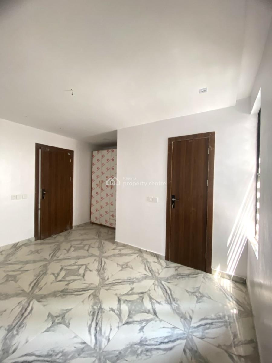 2 Bedroom Serviced Apartment, Ologolo, Lekki, Lagos, Flat / Apartment for Sale