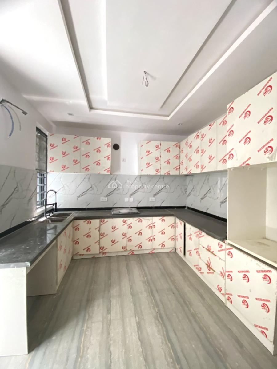 2 Bedroom Serviced Apartment, Ologolo, Lekki, Lagos, Flat / Apartment for Sale