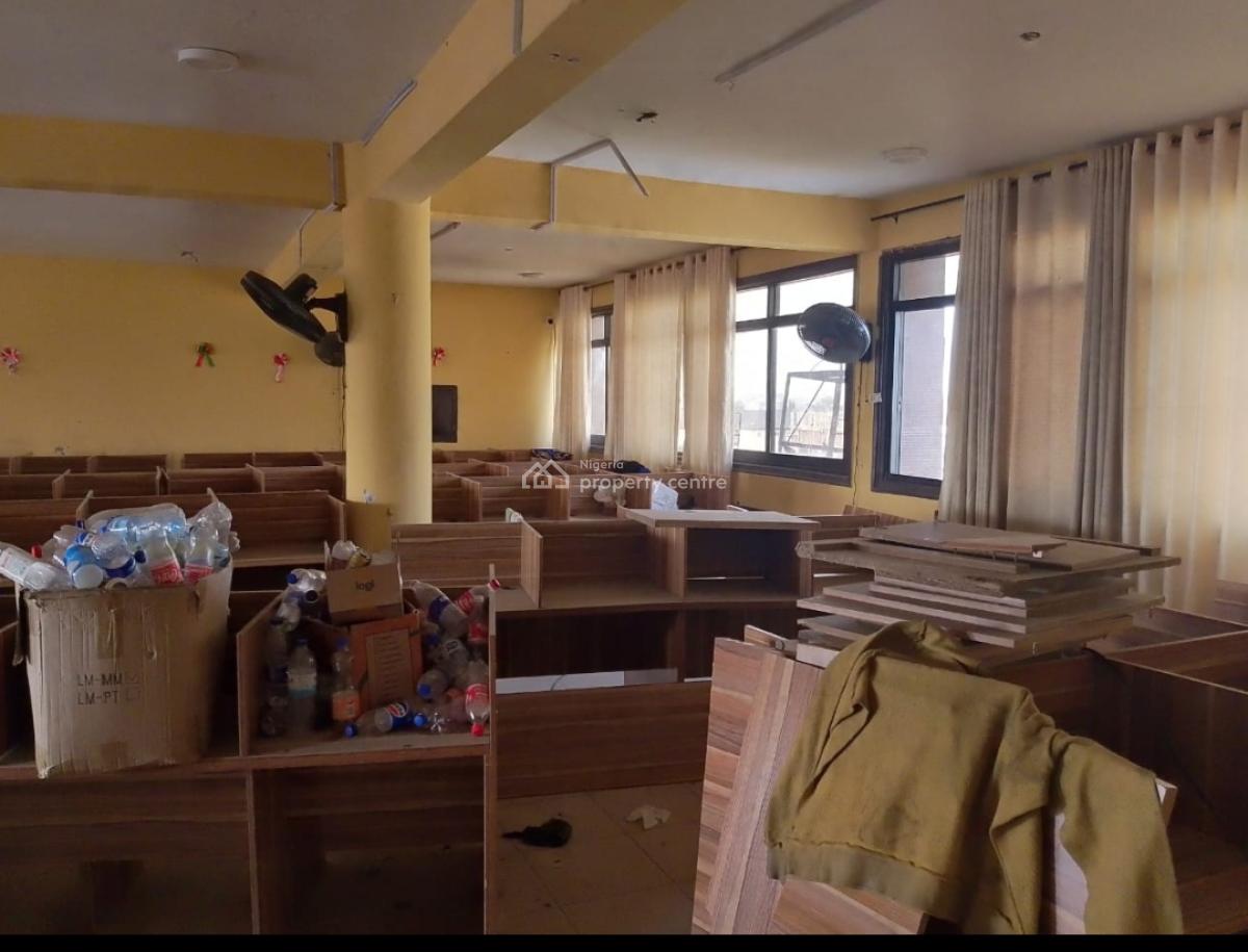 Open Plan Office Space (280sqm) 5th Floor + Elevator, Allen, Ikeja, Lagos, Commercial Property for Rent