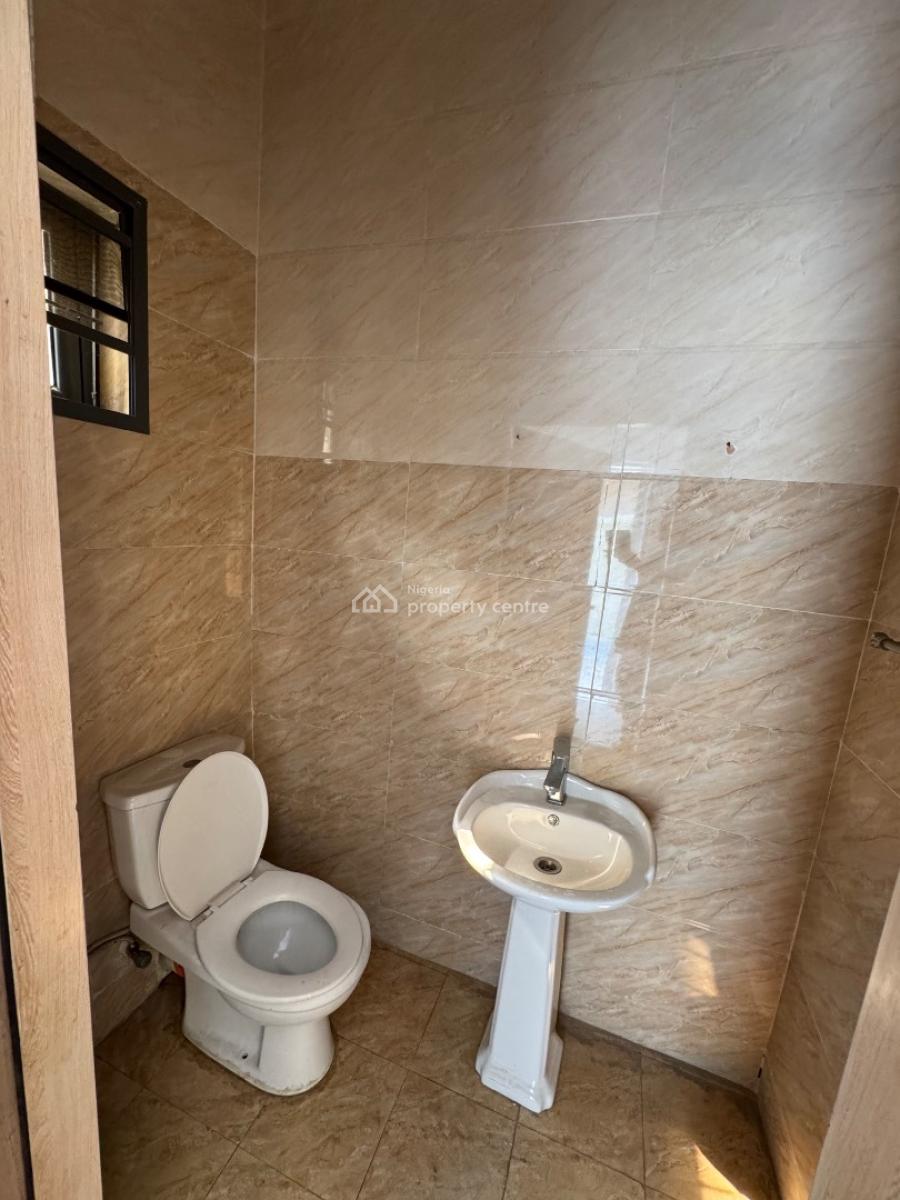 Self Contain Studio, Bera Estate, Lekki Expressway, Lekki, Lagos, Self Contain (single Rooms) for Rent