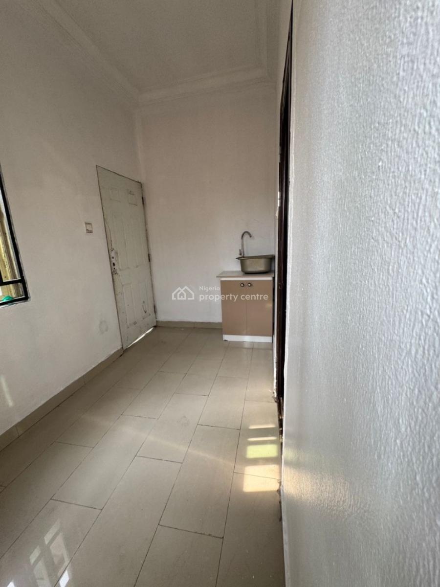 Boys Quarter, Chevy View Estate Chevron, Lekki Phase 2, Lekki, Lagos, House for Rent