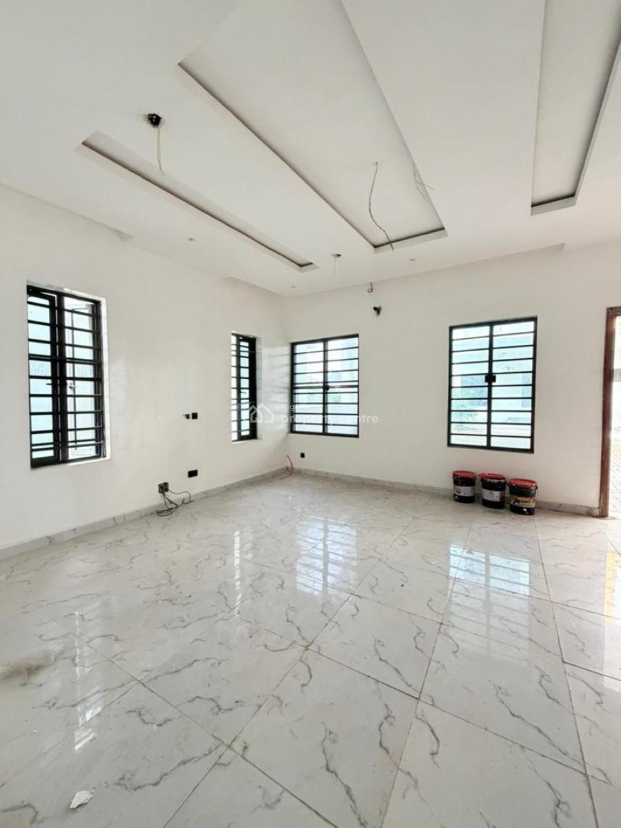 Well-finished 4-bedroom Terrace Located Within The Secure Estate, Lekky County, Lekki, Lagos, Terraced Duplex for Sale