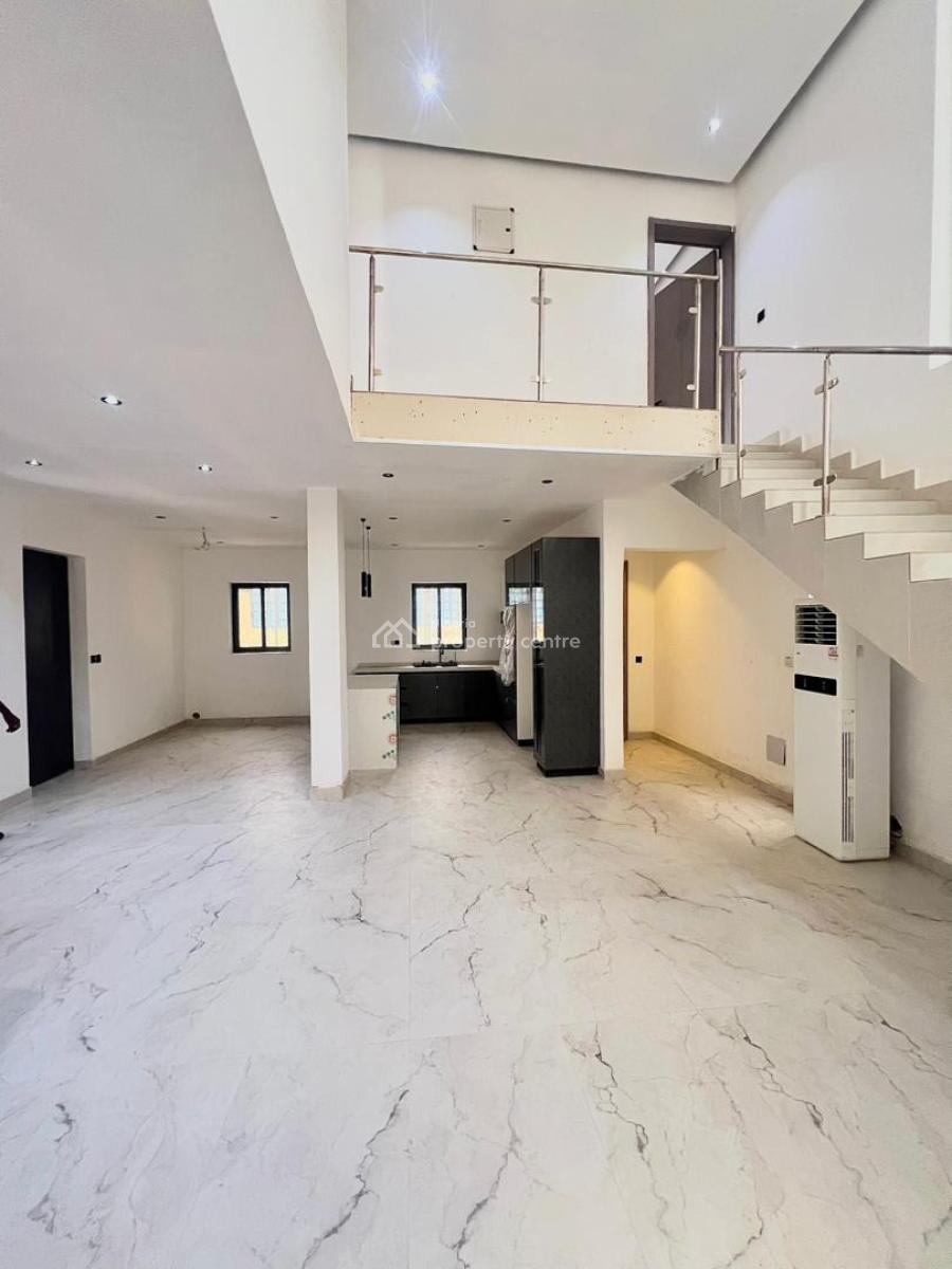 Well-finished 4-bedroom Terrace Located Within The Secure Estate, Lekky County, Lekki, Lagos, Terraced Duplex for Sale