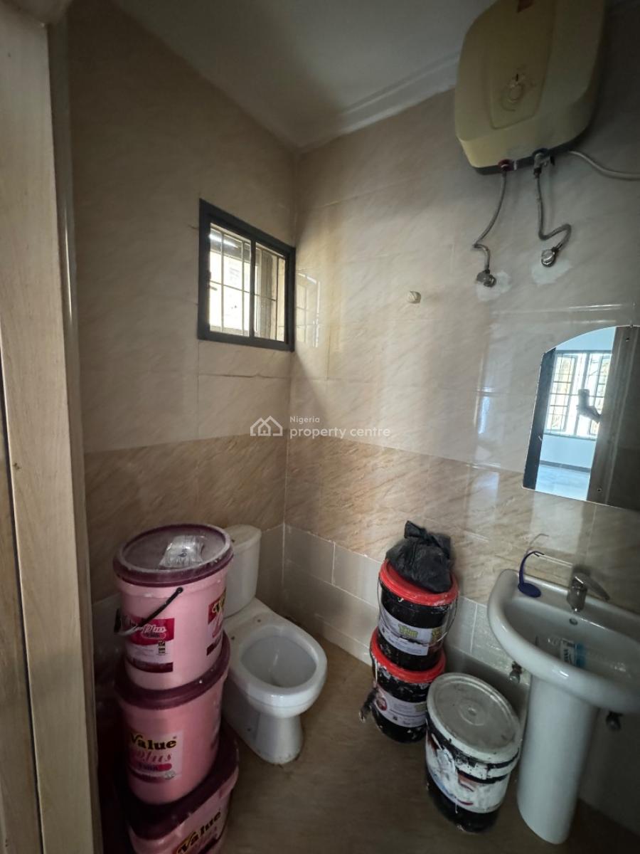 Self Contain, Bera Estate, Lekki Expressway, Lekki, Lagos, Self Contain (single Rooms) for Rent