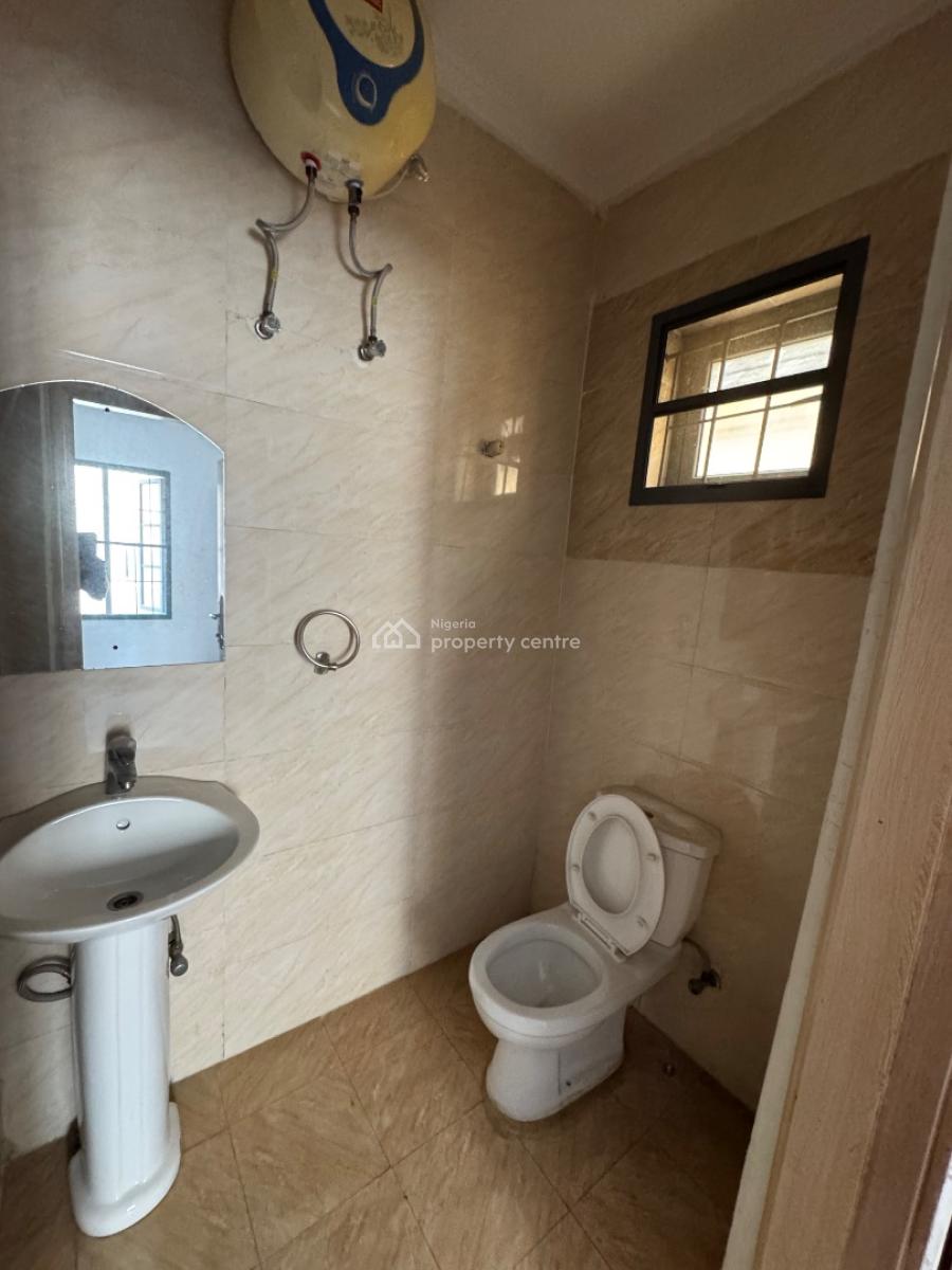 Self Contain, Bera Estate, Lekki Expressway, Lekki, Lagos, Self Contain (single Rooms) for Rent