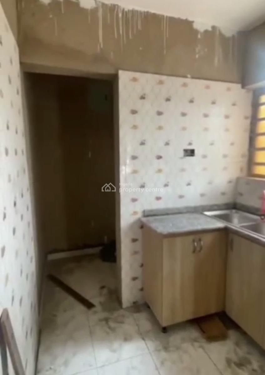 Newly Built Spacious 2 Bedroom Apartment, Off General Hospital Rd, Gbagada, Lagos, Flat / Apartment for Rent