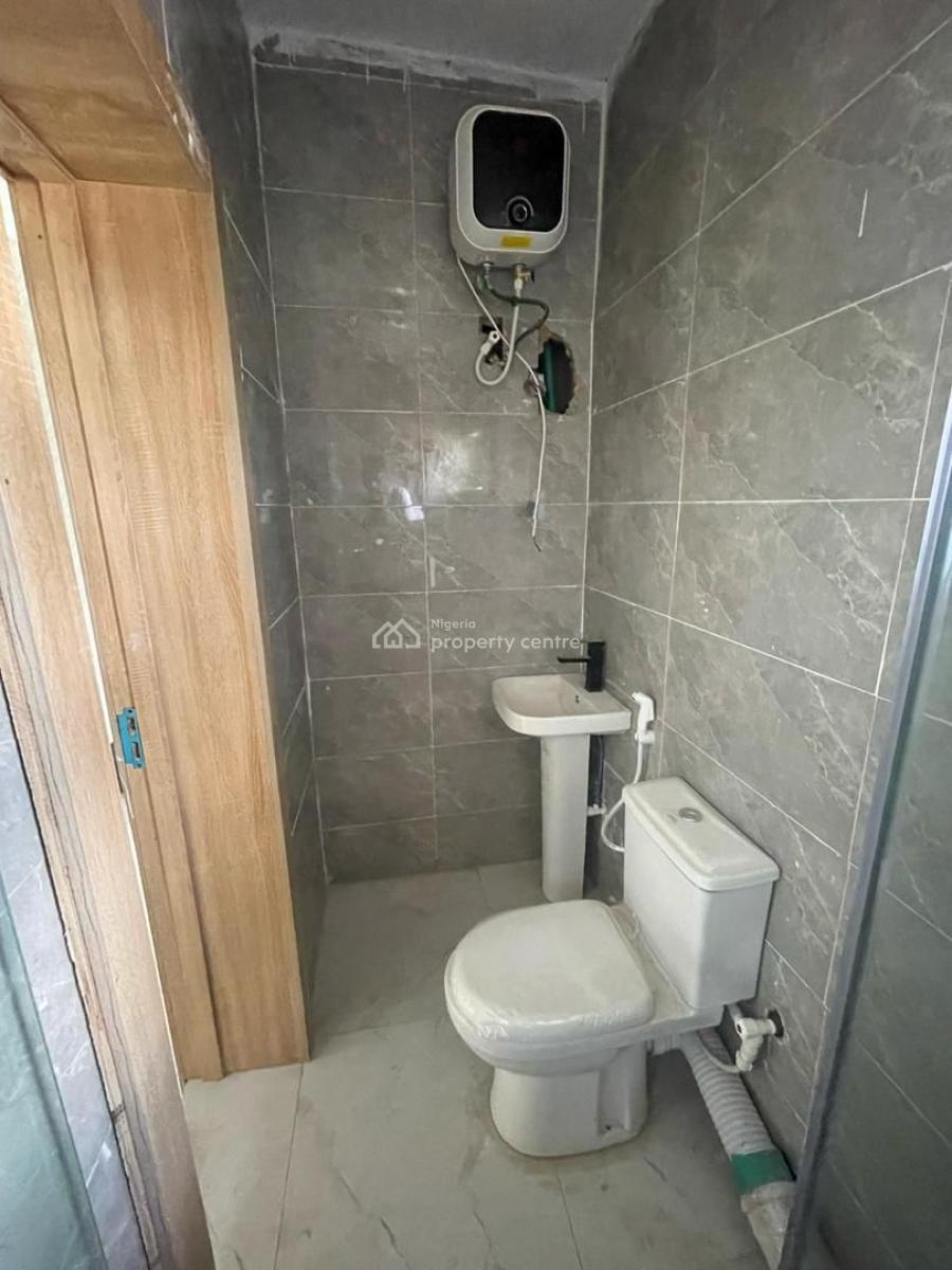 2 Bedroom Apartment, Ogba, Ikeja, Lagos, House for Sale