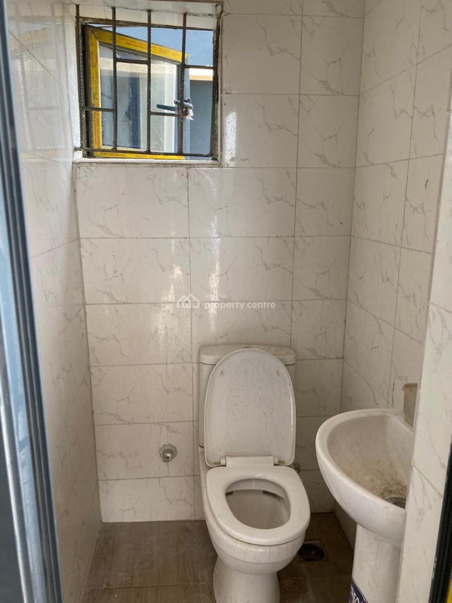 Luxury 3 Bedroom Semi Detached Bungalow, Abraham Adesanya Estate, Ajah, Lagos, Semi-detached Bungalow for Rent