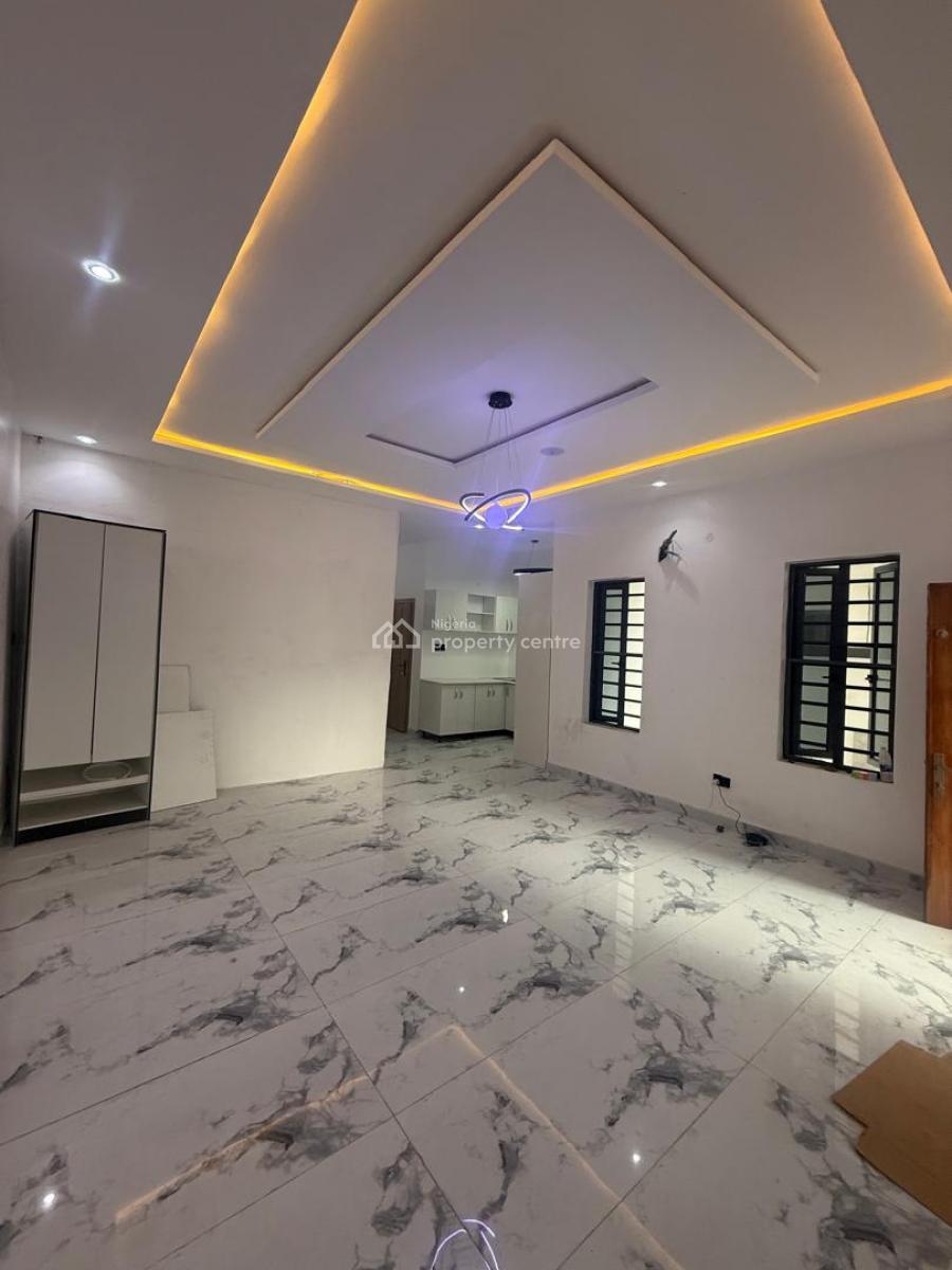 Brand New 1 Bedroom Miniflat with Fully Fitted 2 Toilet., Ologolo, Lekki, Lagos, Flat / Apartment for Rent