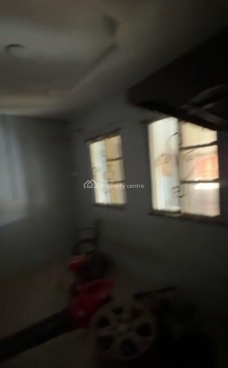 Self Compound 2 Bedroom Apartment for Both Commercial and Residential, Off Western Avenue, Surulere, Lagos, Flat / Apartment for Rent