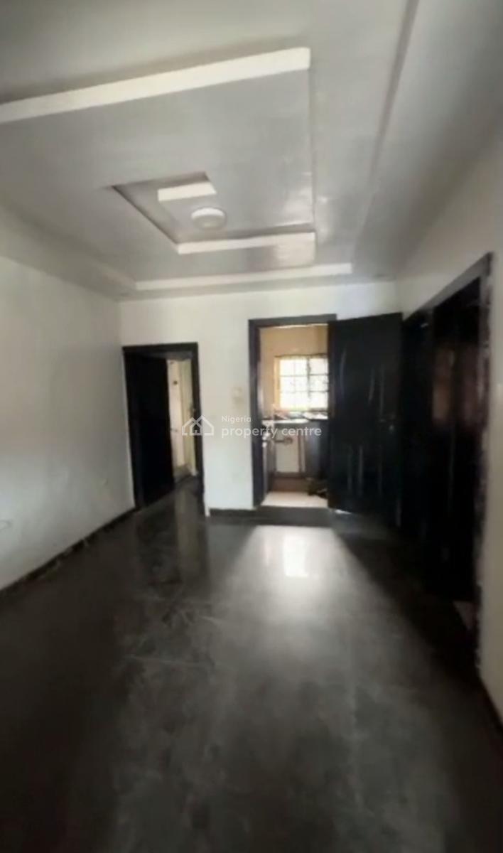 Self Compound 2 Bedroom Apartment for Both Commercial and Residential, Off Western Avenue, Surulere, Lagos, Flat / Apartment for Rent