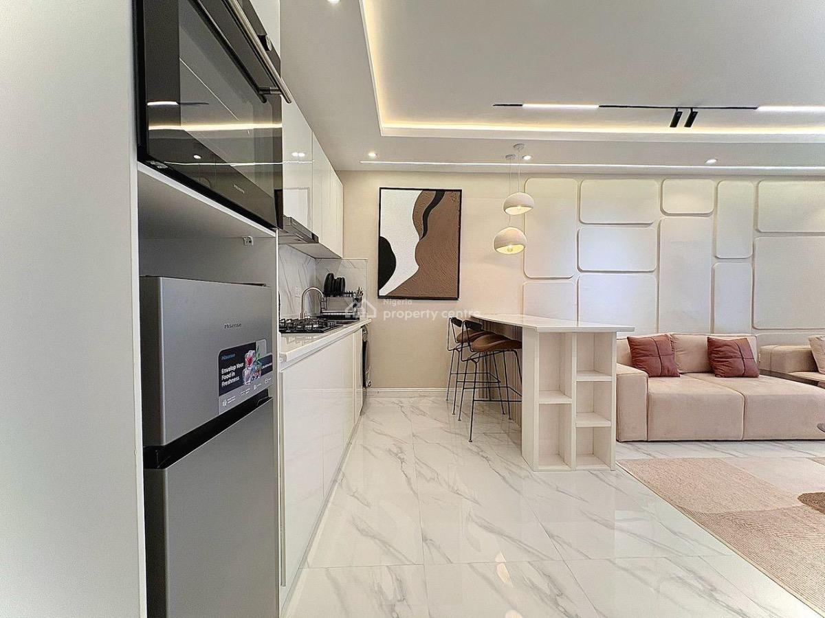 Brand New 3bedroom Smart Home with 2 Balconies, Swimming Pool  Gym &, Lekki Phase 1, Lekki, Lagos, Flat / Apartment Short Let