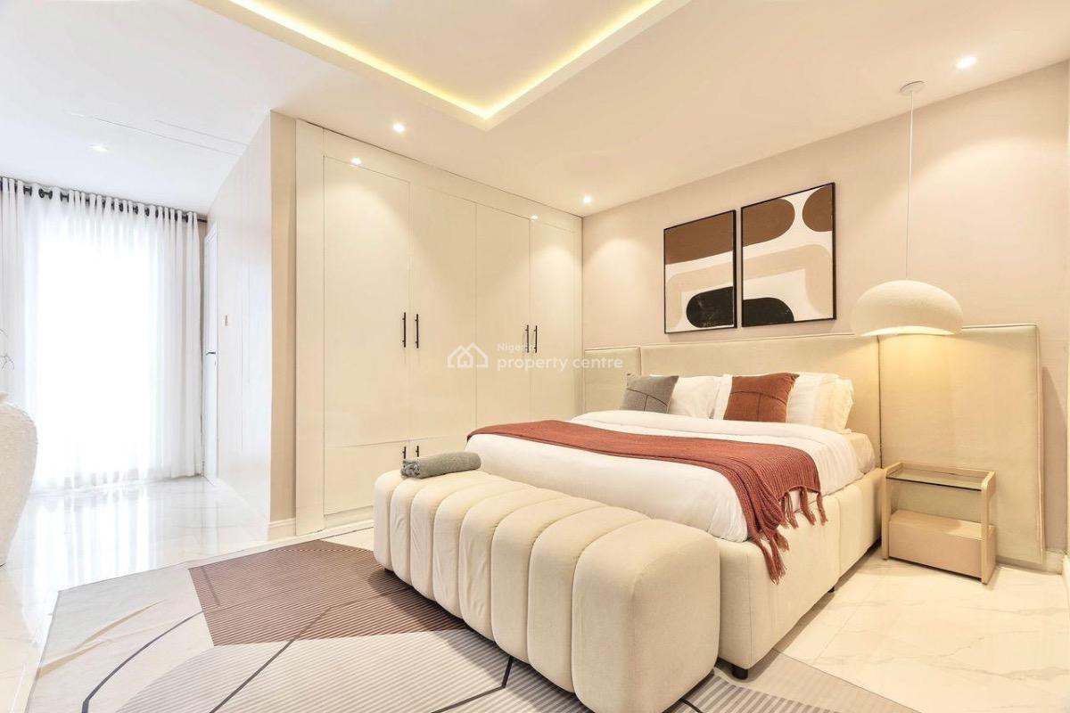 Brand New 3bedroom Smart Home with 2 Balconies, Swimming Pool  Gym &, Lekki Phase 1, Lekki, Lagos, Flat / Apartment Short Let