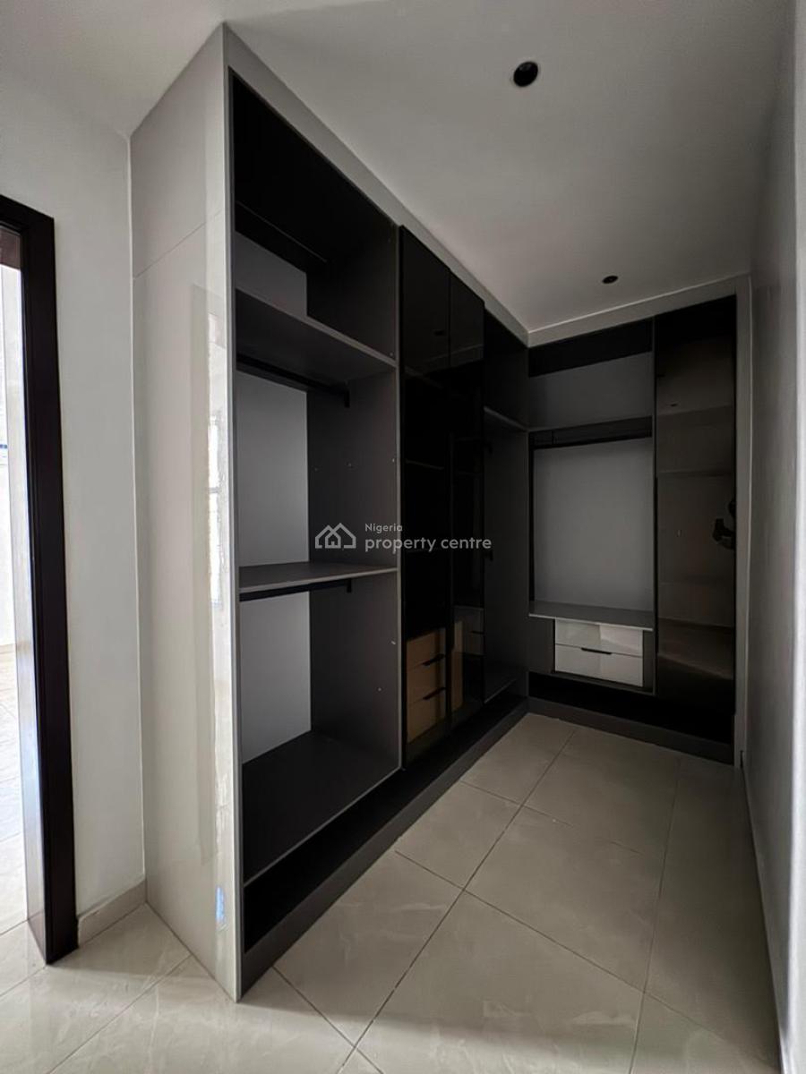 The Most Luxurious  5 Bedroom Terrace with Bq, Banana Island, Ikoyi, Lagos, Flat / Apartment for Rent