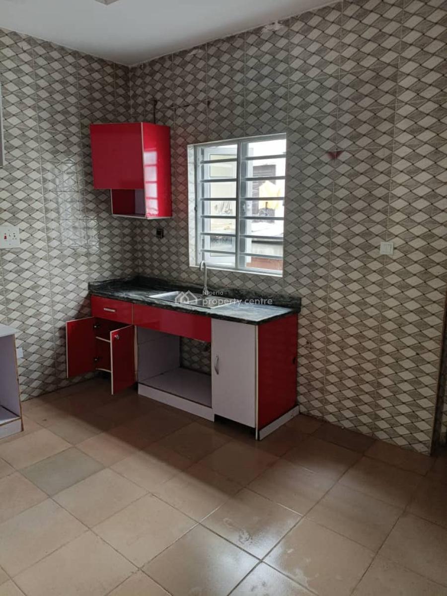 2 Bedroom Apartment, Ikota, Lekki, Lagos, Flat / Apartment for Rent